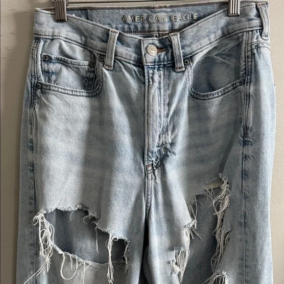 American Eagle destroyed Baggy straight light Wash Jean size 6 - Picture 6 of 9